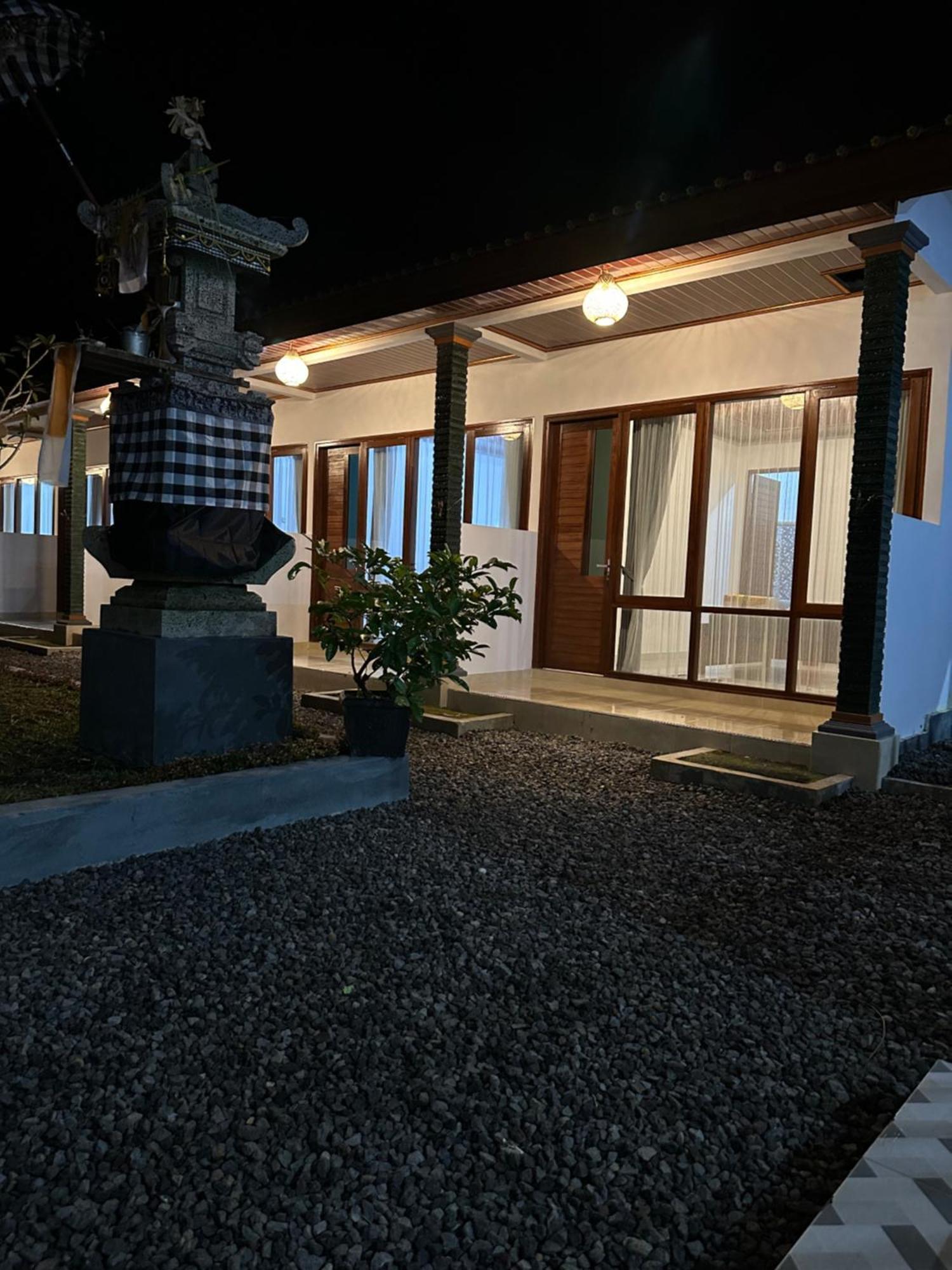 Апартаменты Bali Basuki Retreat Center Besakih Экстерьер фото