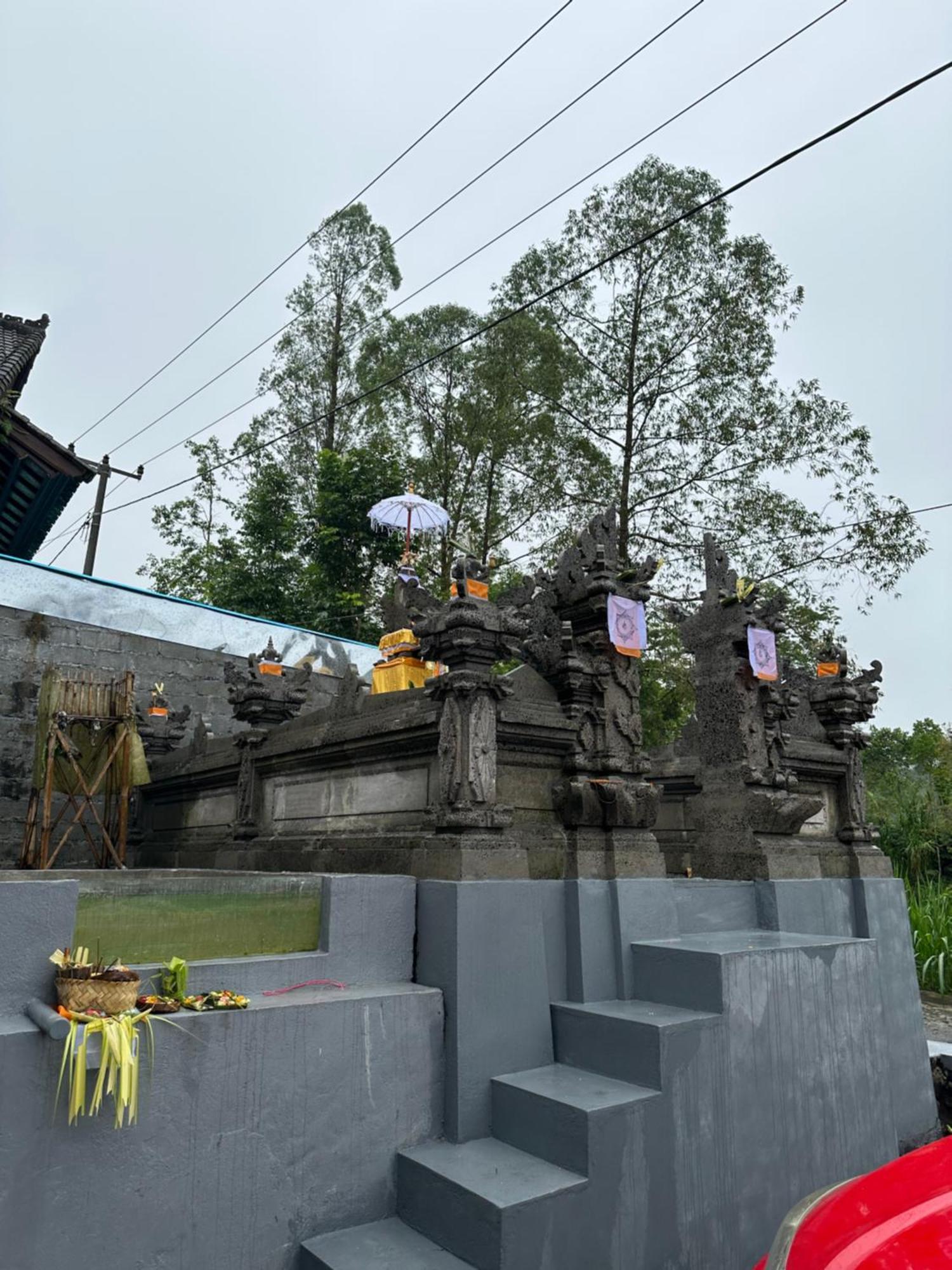 Апартаменты Bali Basuki Retreat Center Besakih Экстерьер фото