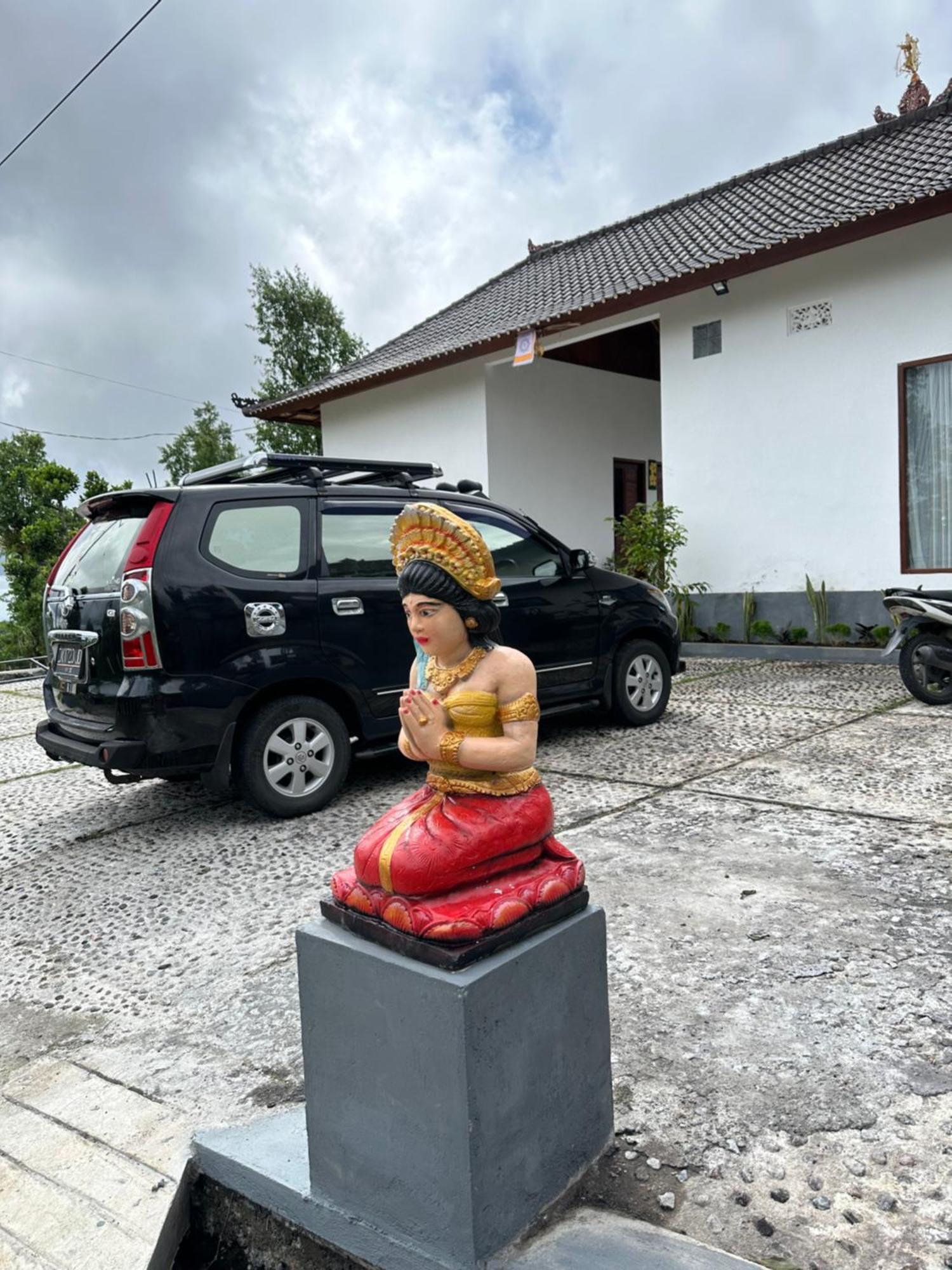 Апартаменты Bali Basuki Retreat Center Besakih Экстерьер фото