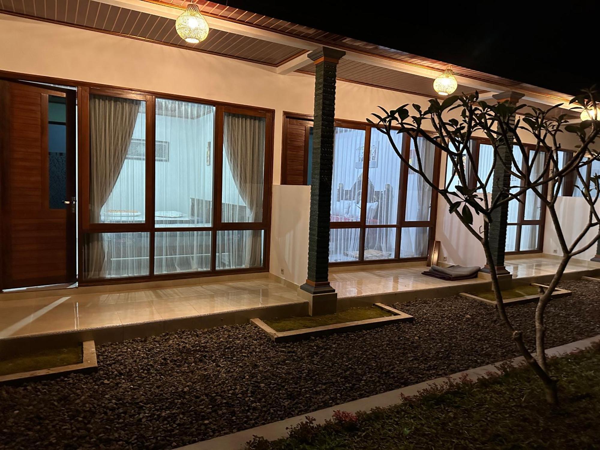 Апартаменты Bali Basuki Retreat Center Besakih Экстерьер фото